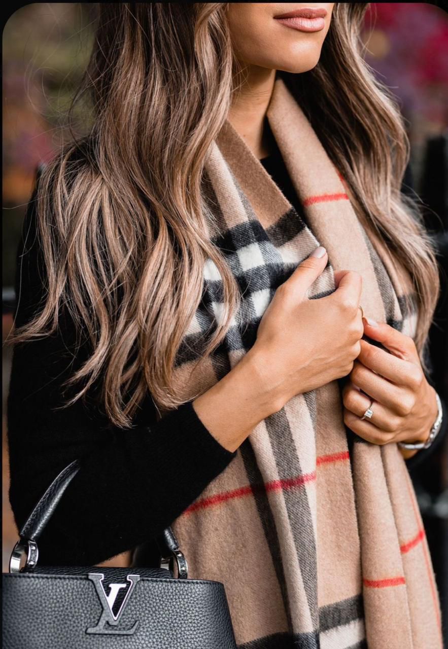 Travel-Friendly Lightweight Scarf & Stole